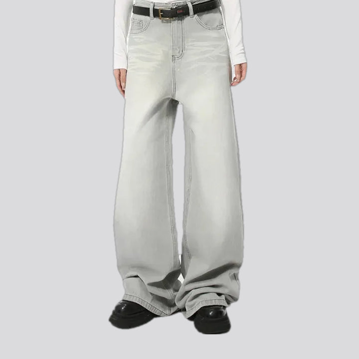 Light crease midweight men's jeans