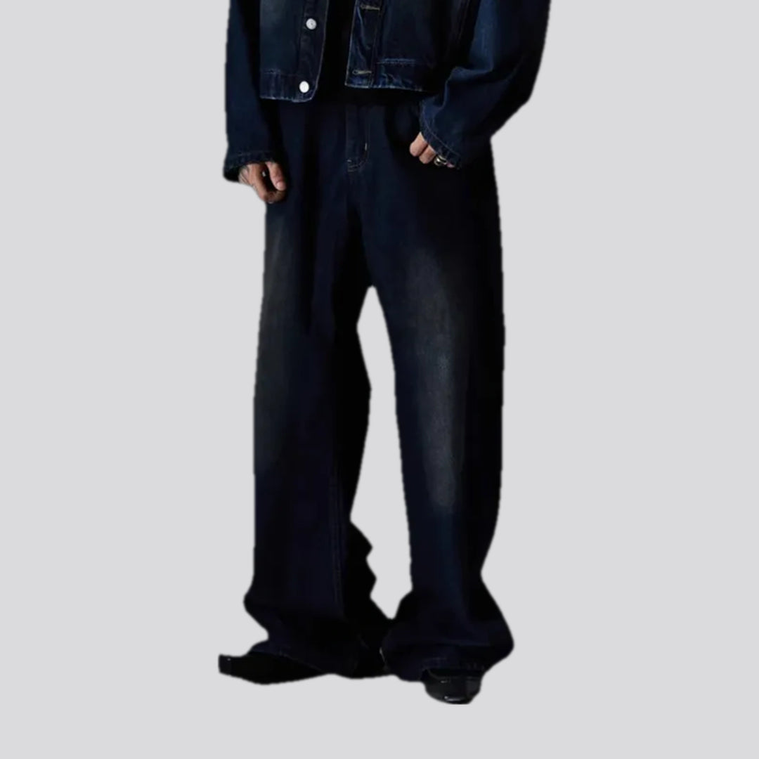 Mid rise dark washed jeans for men